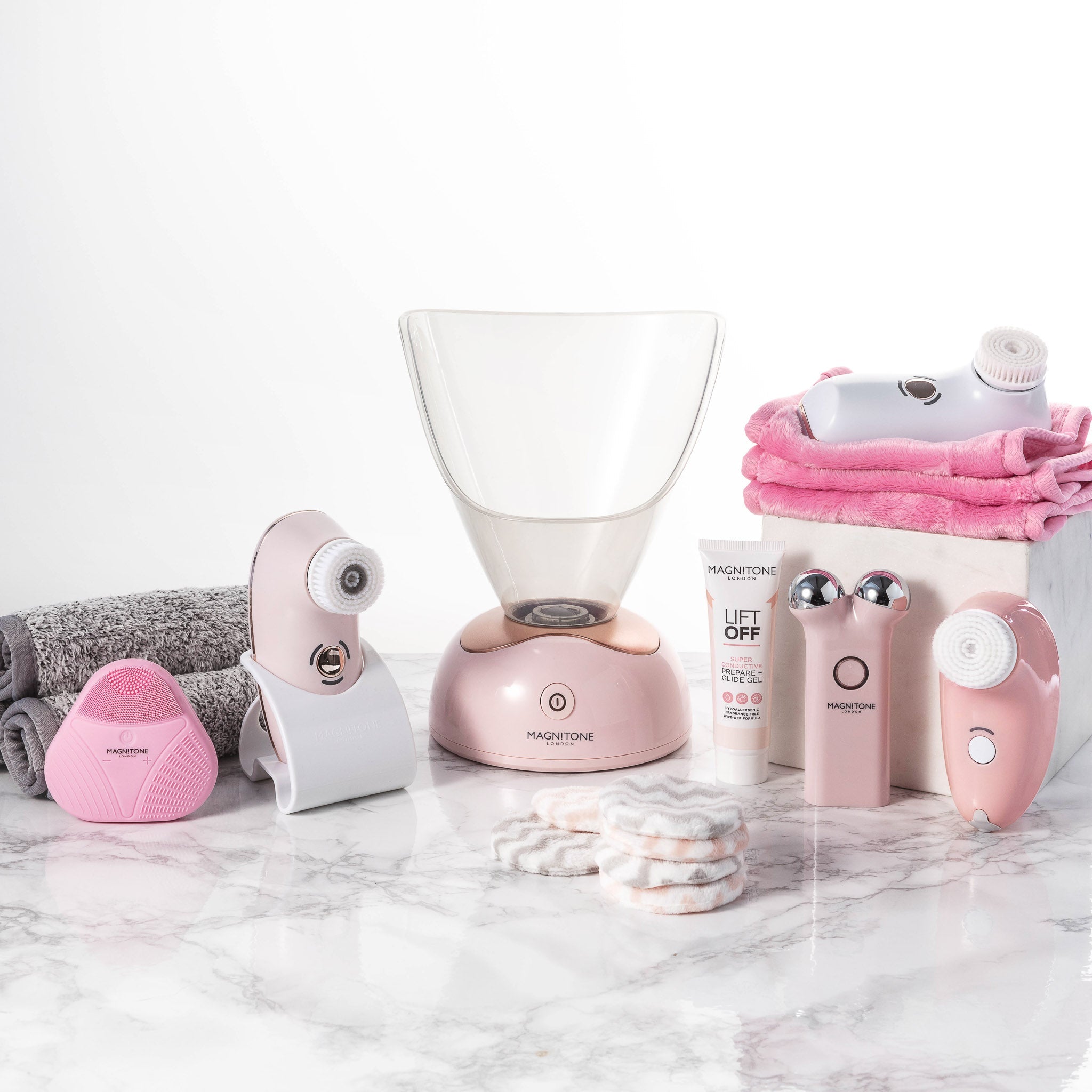 The Summer Glow Your Skin Deserves With Magnitone – MAGNITONE